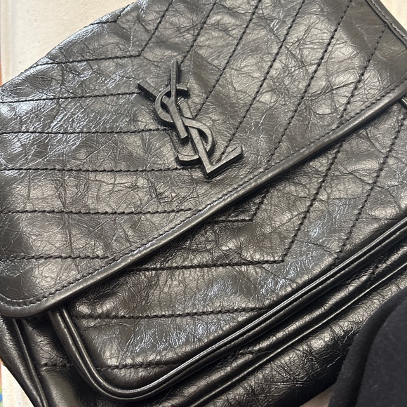 YSL bag - Picture 1 of 5